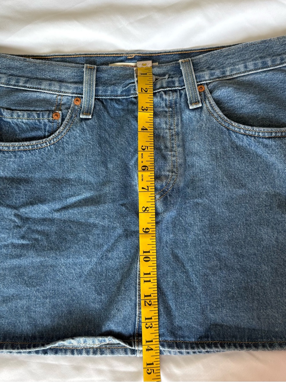 Levi’s Icon Skirt. 
Size 30 - Picture 8 of 8